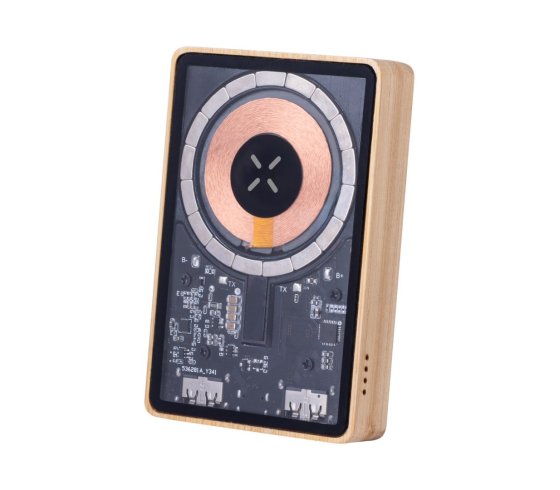 Dominik átlátszó power bank